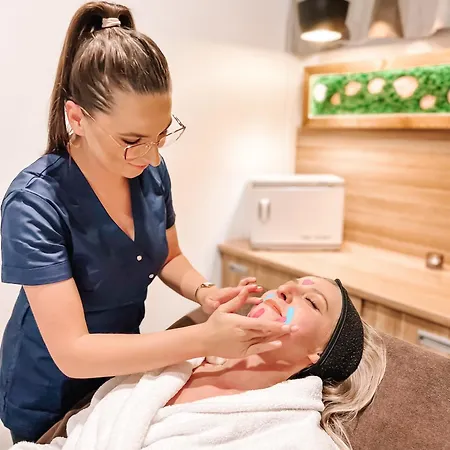 Notera Szálloda Charzykowy