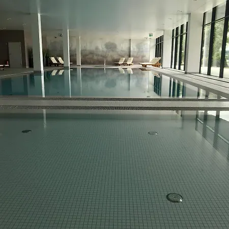 Notera 4*